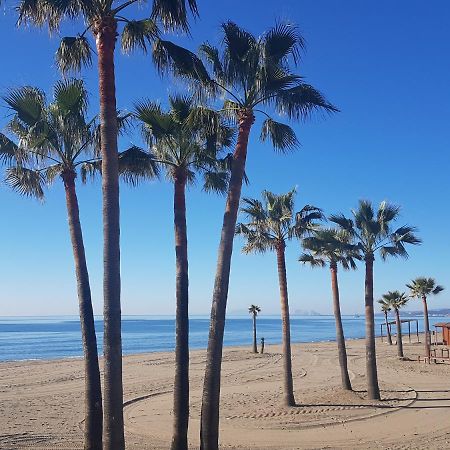 Free Parking, 40 Meters From The Beach, Wi-Fi, Ac Estepona Bagian luar foto