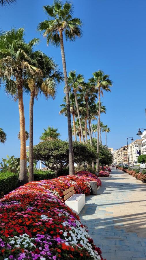 Free Parking, 40 Meters From The Beach, Wi-Fi, Ac Estepona Bagian luar foto