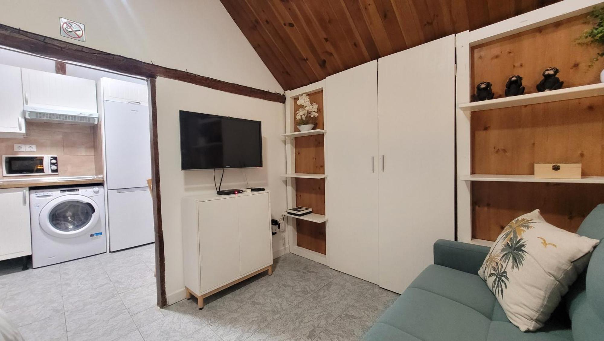 Free Parking, 40 Meters From The Beach, Wi-Fi, Ac Estepona Bagian luar foto
