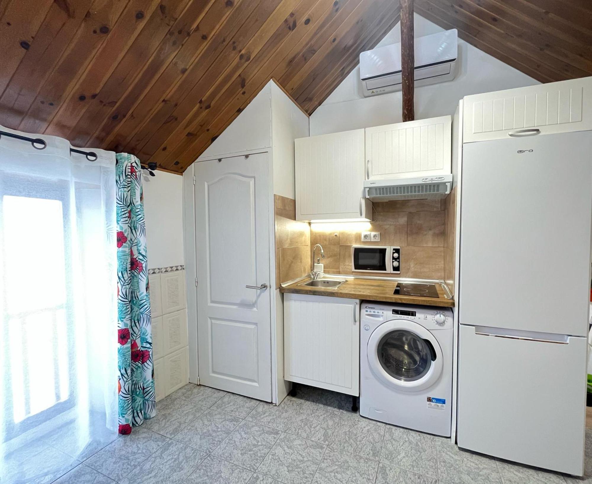 Free Parking, 40 Meters From The Beach, Wi-Fi, Ac Estepona Bagian luar foto